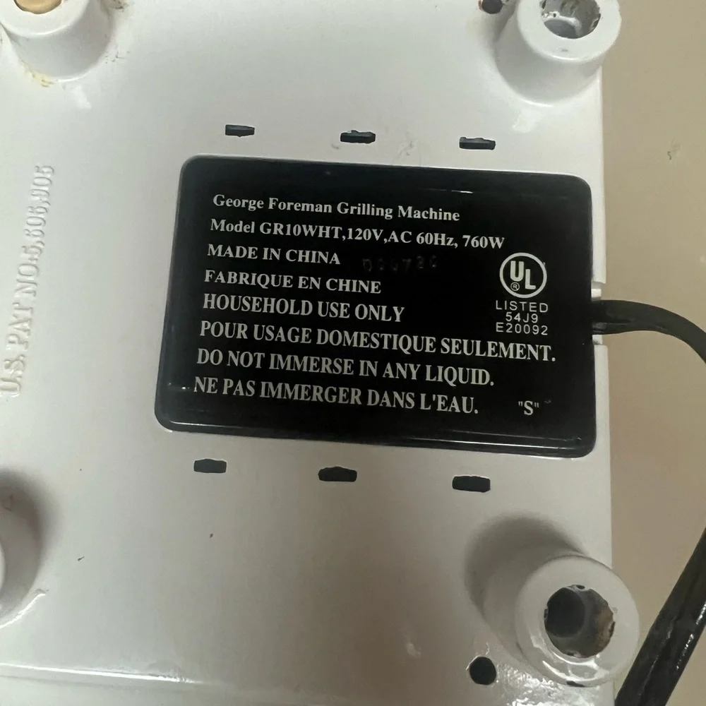 White Grilling Machine by George Foreman